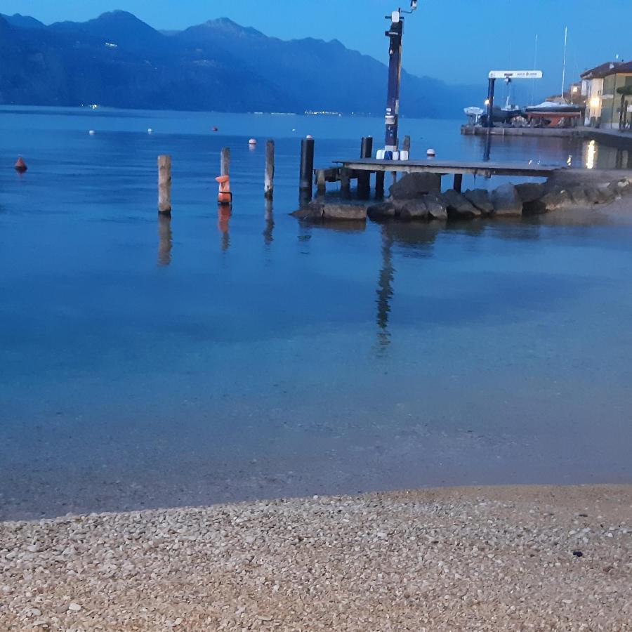 ברנצונה סול גארדה Hotel Danieli La Castellana Lago Di Garda מראה חיצוני תמונה