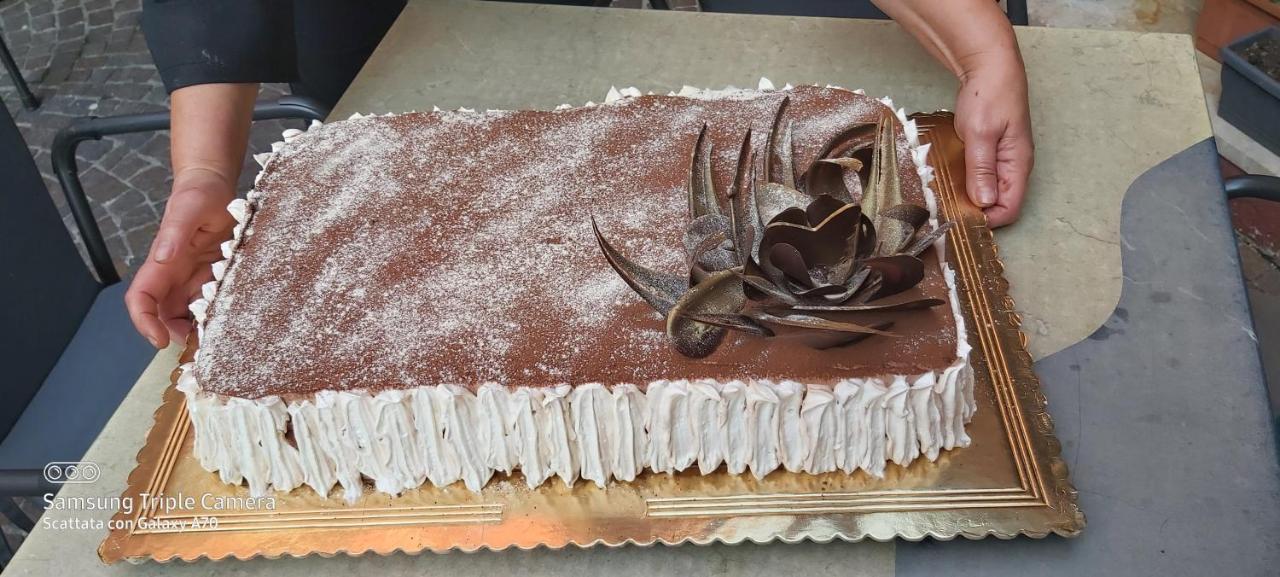 ברנצונה סול גארדה Hotel Danieli La Castellana Lago Di Garda מראה חיצוני תמונה