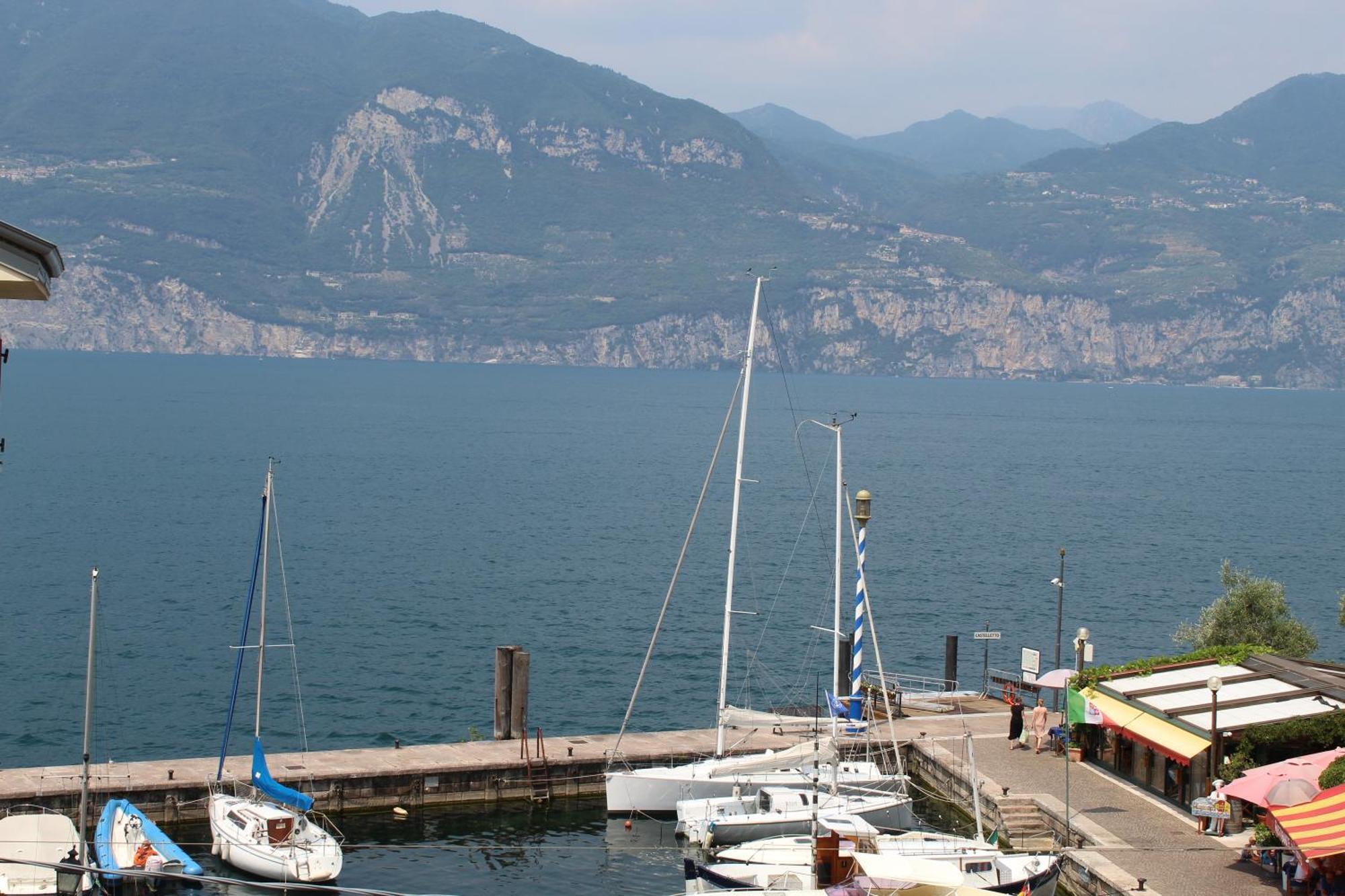 ברנצונה סול גארדה Hotel Danieli La Castellana Lago Di Garda מראה חיצוני תמונה