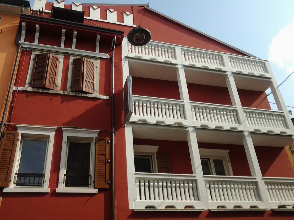ברנצונה סול גארדה Hotel Danieli La Castellana Lago Di Garda מראה חיצוני תמונה