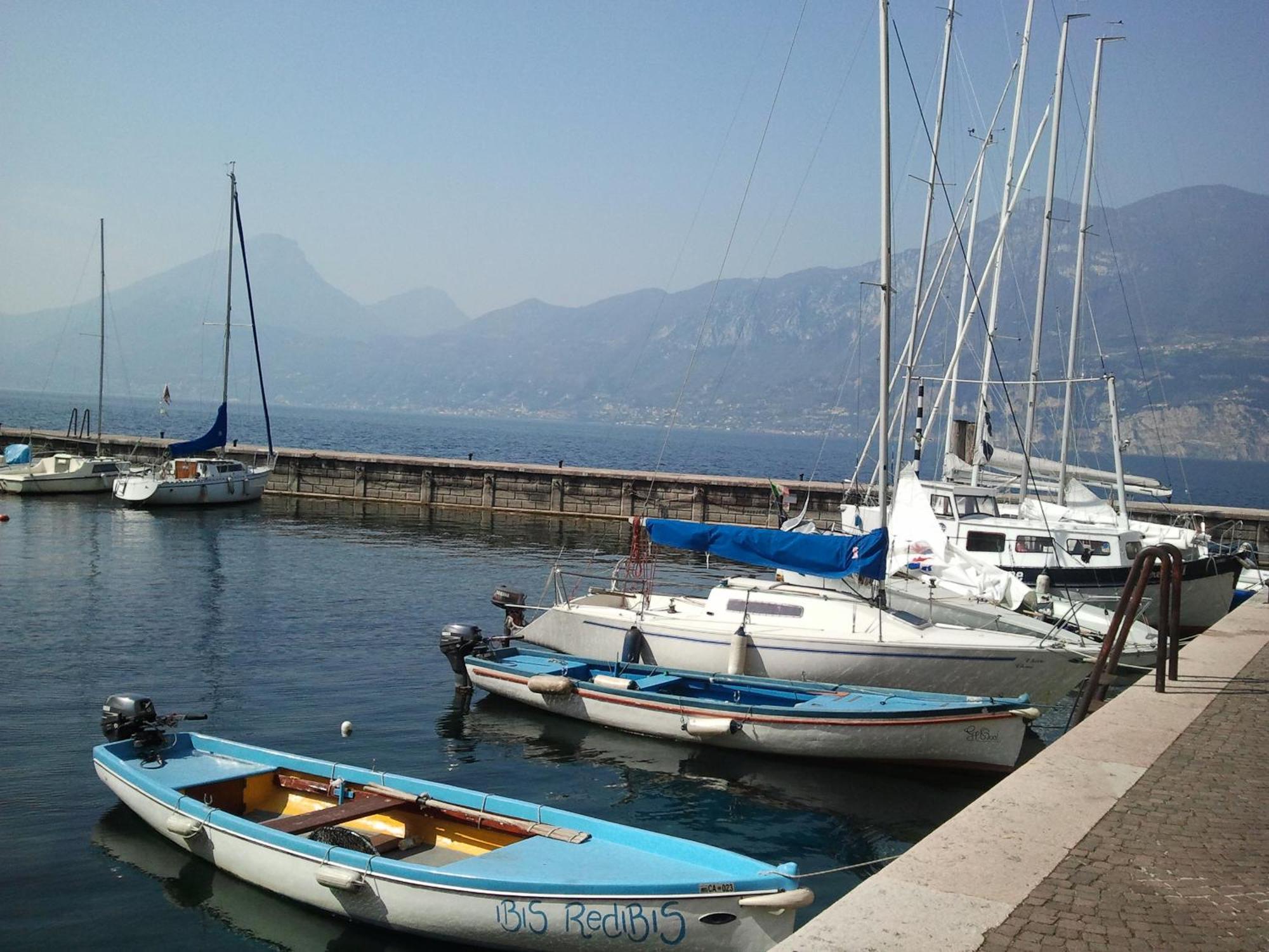 ברנצונה סול גארדה Hotel Danieli La Castellana Lago Di Garda מראה חיצוני תמונה